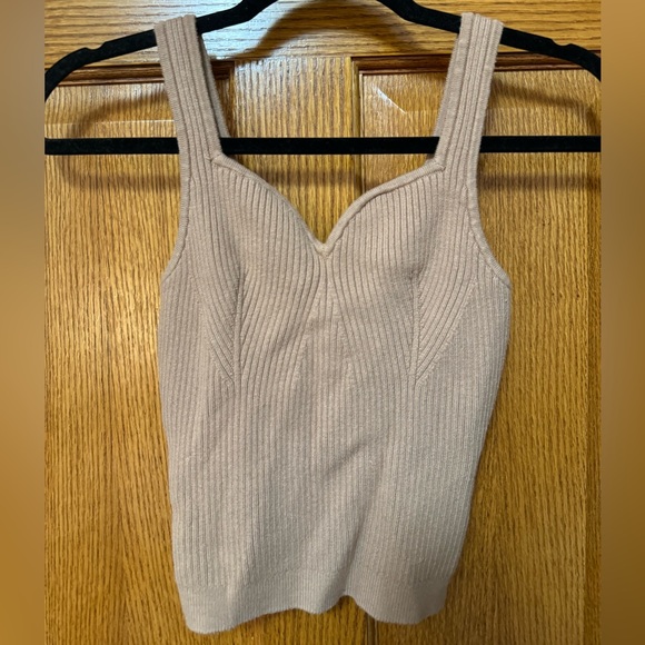 Abercrombie & Fitch tank top - Picture 1 of 3